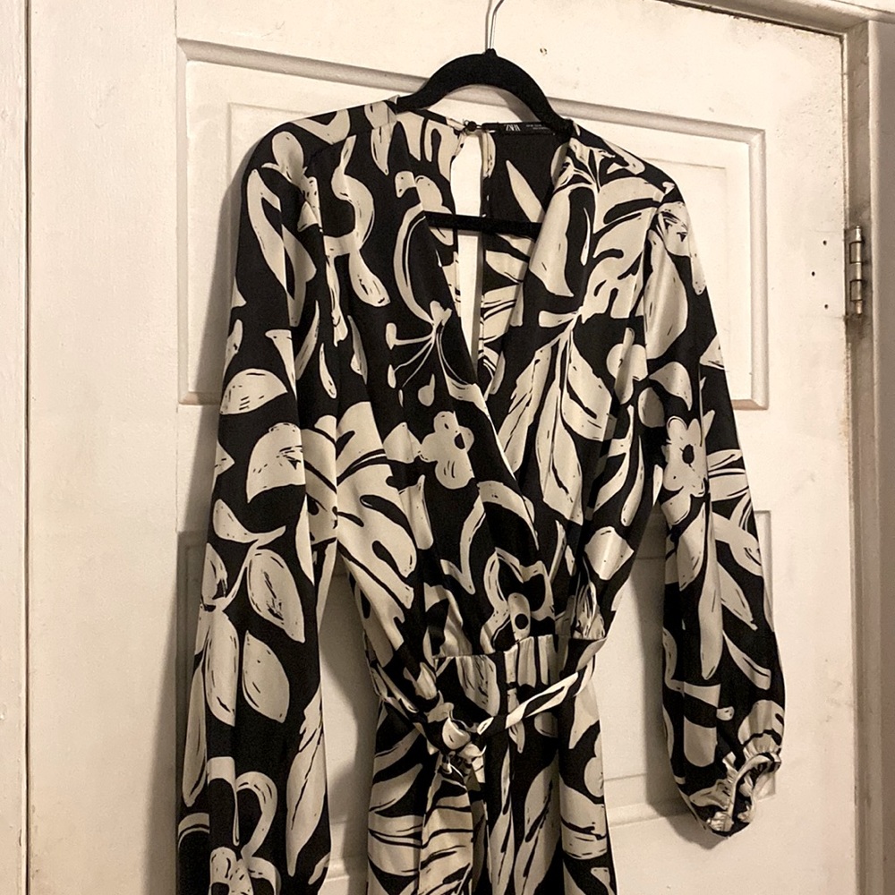 Zara jumpsuit size xl